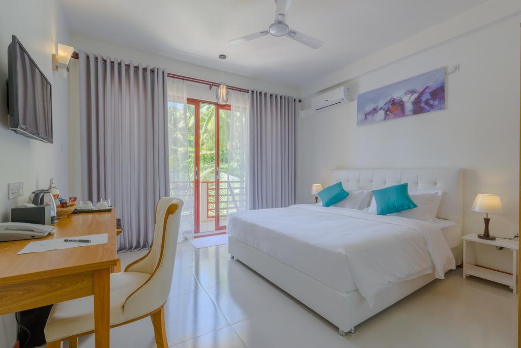 White Sand Dhigurah Dhigurah  Exterior photo