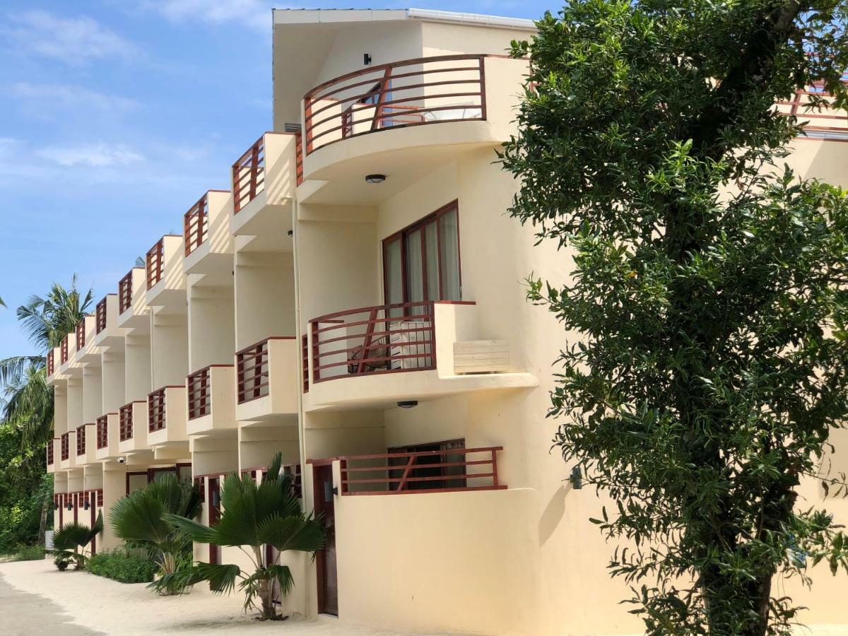 White Sand Dhigurah Dhigurah  Exterior photo